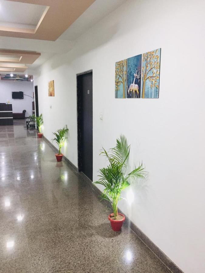 The Magnum Bed & Breakfast New Delhi Exterior photo